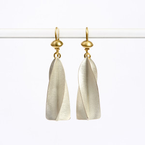 Silver twisted crop eardrops with 18 carat gold bead and earwire